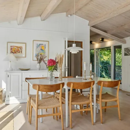 On Hilltop By Sejero Bay Semesterbostad